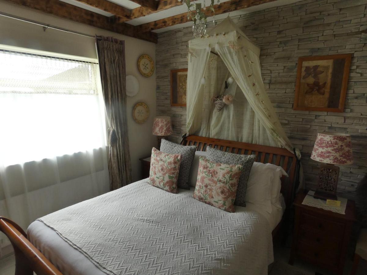 King Room,1126225905:JPEG